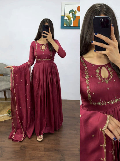 Madhubala Gown with Dupatta