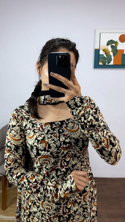 Kalamkari Kurti with Dupatta
